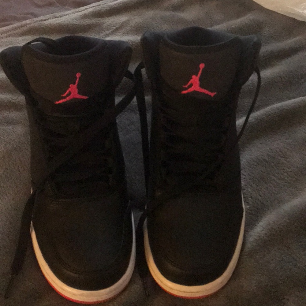 Michael Jordans pink shoes brand new